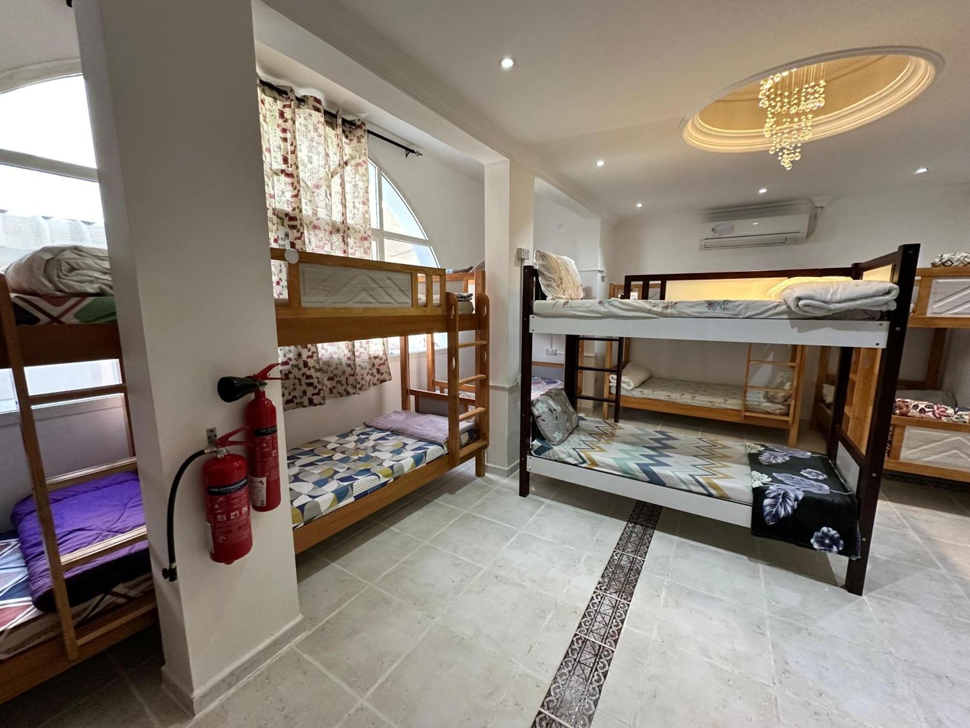 International Abu-Dhabi Hostel Villa 아부다비 외부 사진