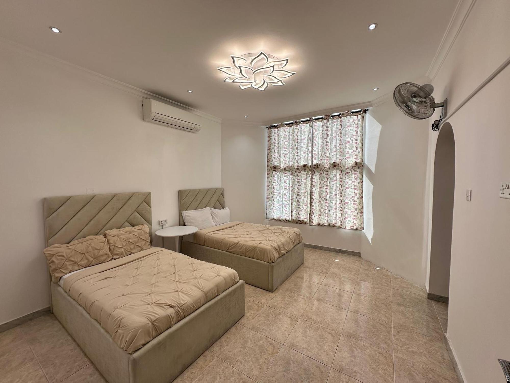 International Abu-Dhabi Hostel Villa 아부다비 외부 사진