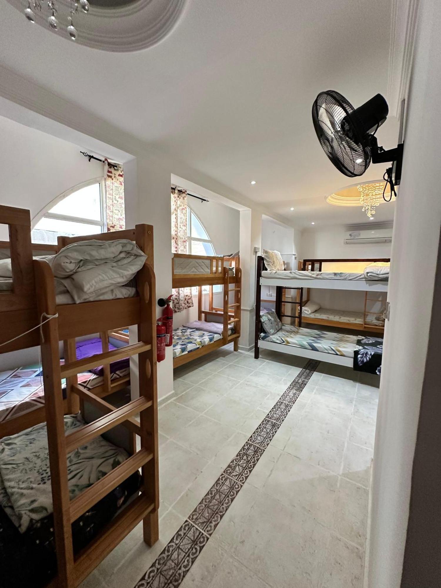 International Abu-Dhabi Hostel Villa 아부다비 외부 사진