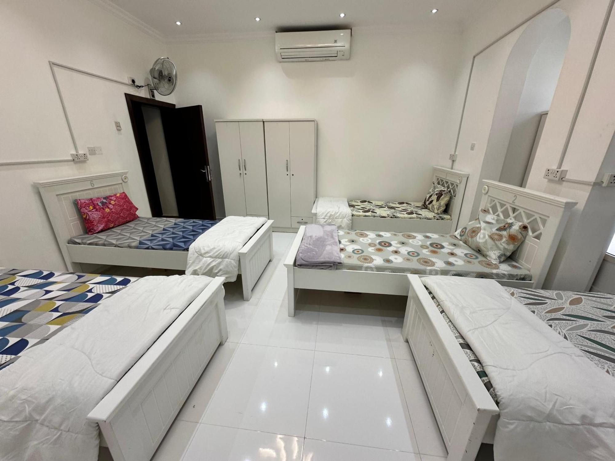 International Abu-Dhabi Hostel Villa 아부다비 외부 사진