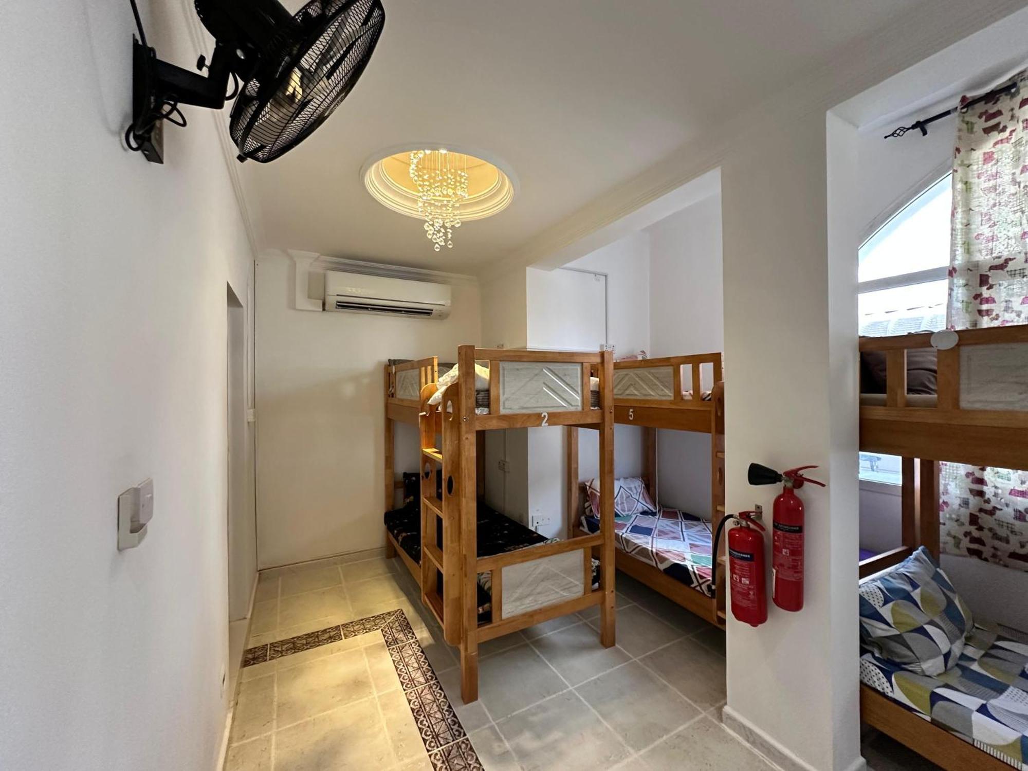International Abu-Dhabi Hostel Villa 아부다비 외부 사진