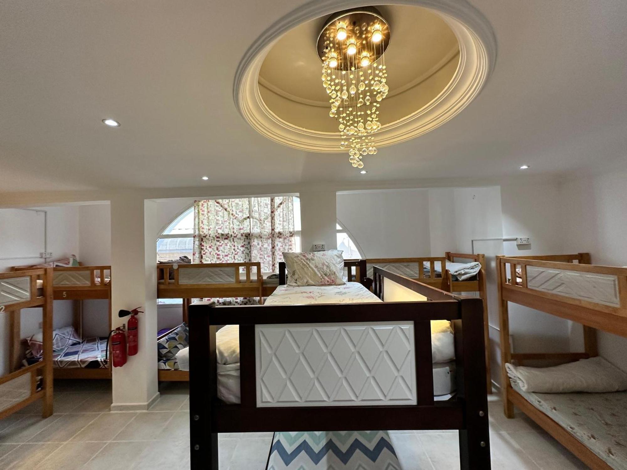 International Abu-Dhabi Hostel Villa 아부다비 외부 사진